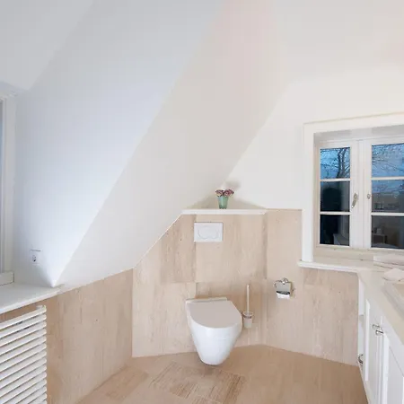 Loerki Hues Holiday home